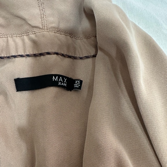 Jacket - Picture 5 of 6